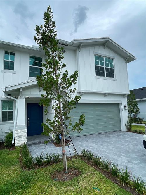 0-19472 Whispering Creek Rd, Loxahatchee, FL, 33470-1337 | Card Image