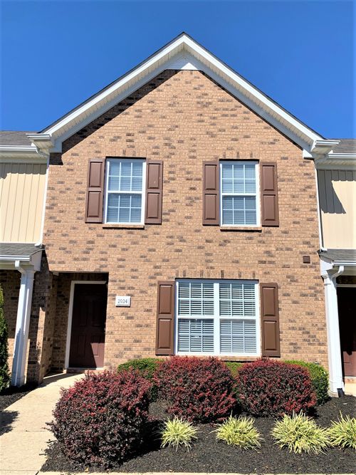 2034 Victory Gallop Ln, Murfreesboro, TN, 37128-8253 | Card Image