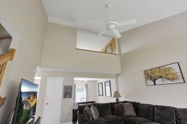 8537 Wildomar Ave, House other with 3 bedrooms, 3 bathrooms and null parking in Reynoldsburg OH | Image 6