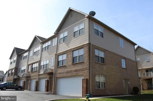 182 Sunrise Cir, CUMBERLAND, MD, 21502-2567 | Card Image