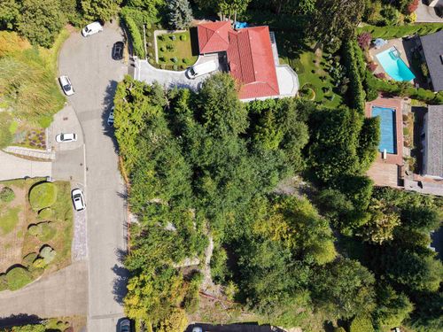1410 Camelot Rd, West Vancouver, BC, V7S2L8 | Card Image