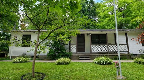 8790 Wadsworth Road, Windham, OH, 44288 | Card Image