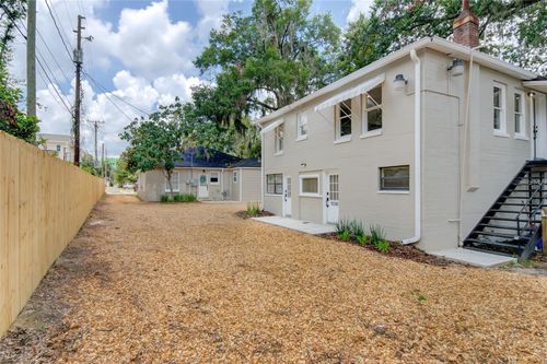 b-921 Sw 6th Ave, GAINESVILLE, FL, 32601-6424 | Card Image