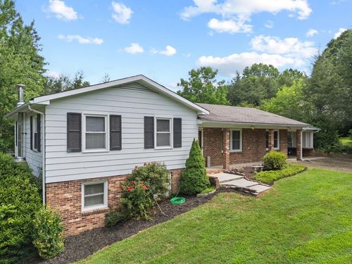 103 Grand Oaks Ln, Independence, VA, 24348-3952 | Card Image