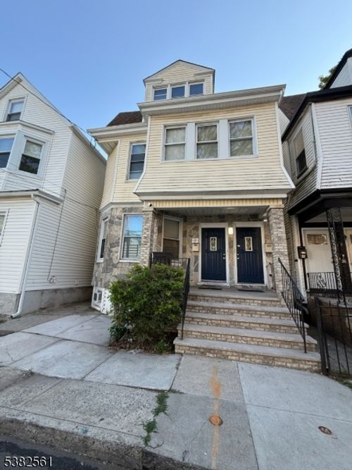 2-38 Dassing Ave, Newark, NJ, 07106-2220 | Card Image