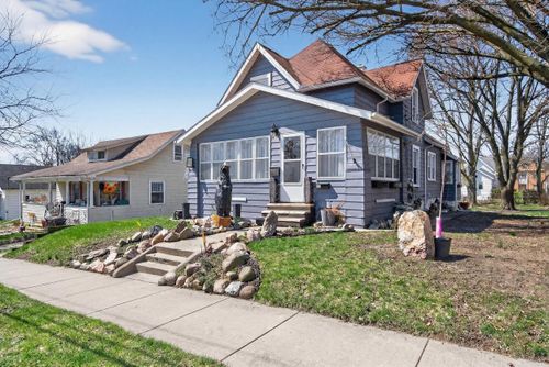 610 Chester Street, Jackson, MI, 49203 | Card Image