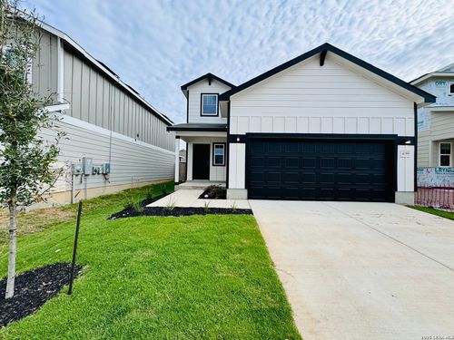 4089 Lily Glade Ln, Seguin, TX, 78155-2884 | Card Image