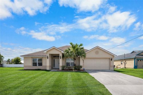 870 Sw Mccoy Ave, Port Saint Lucie, FL, 34953-3909 | Card Image