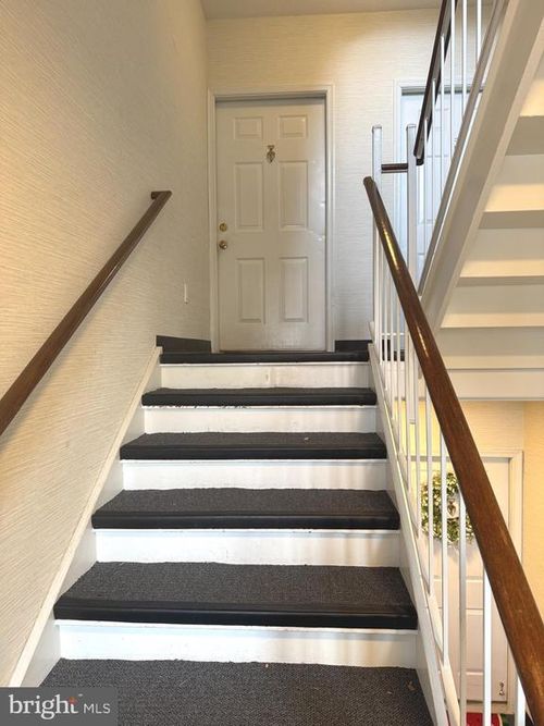 apt-c-114 Prosperity Ave Se, LEESBURG, VA, 20175-4158 | Card Image