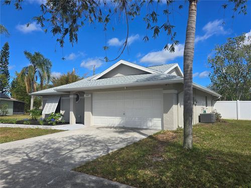3507 65th Avenue Cir E, SARASOTA, FL, 34243-4117 | Card Image