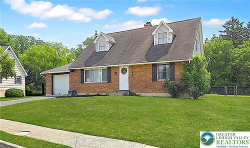 3165 Birch Cir E, Whitehall, PA, 18052-3448 | Card Image
