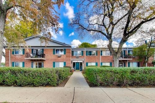 a109-2303 S Goebbert Rd, Arlington Heights, IL, 60005-4154 | Card Image
