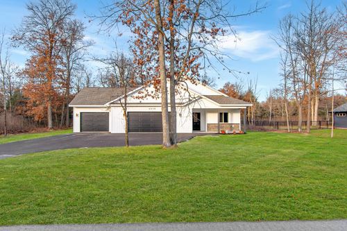 4638 Cedar Scenic Rd, Baxter, MN, 56425-3000 | Card Image