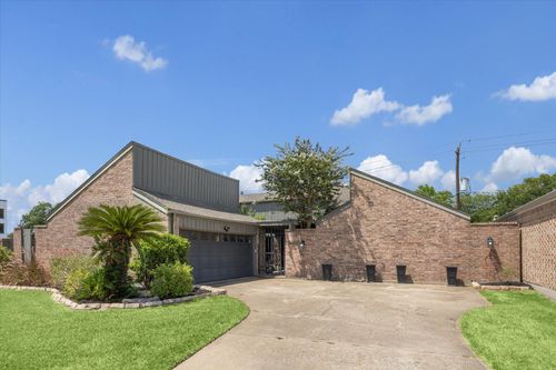 14438 Briarhills Pkwy, Houston, TX, 77077-1010 | Card Image