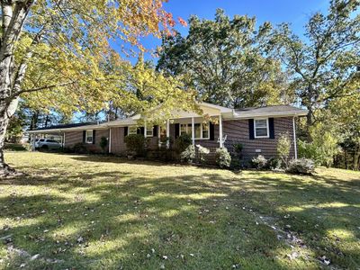 823 Toliver Lake Rd, House other with 3 bedrooms, 2 bathrooms and 3 parking in Manchester TN | Image 1