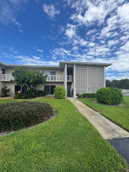 1c-90 South Blvd, Boynton Beach, FL, 33435-6863 | Card Image