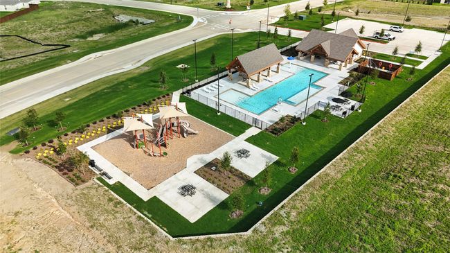 Aerial view of a pool area | Image 29