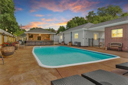 303 Beaumont Dr, Magnolia, TX, 77354-1730 | Card Image