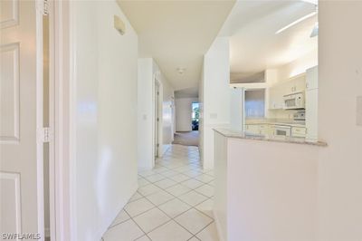 101 - 280 Robin Hood Circle, Condo with 3 bedrooms, 2 bathrooms and null parking in Naples FL | Image 3