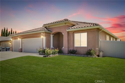 1198 Canyon Drive W, Tehachapi, CA, 93561 | Card Image