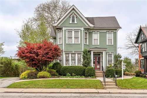 356 N Main St, Greensburg, PA, 15601-1811 | Card Image