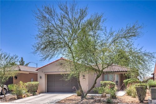 3813 Jasmine Heights Ave, North Las Vegas, NV, 89081-5218 | Card Image