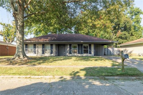 128 Dijon Dr, Slidell, LA, 70458-1659 | Card Image