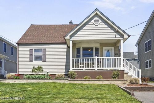 63 Coldevin Rd, Clark, NJ, 07066-1206 | Card Image