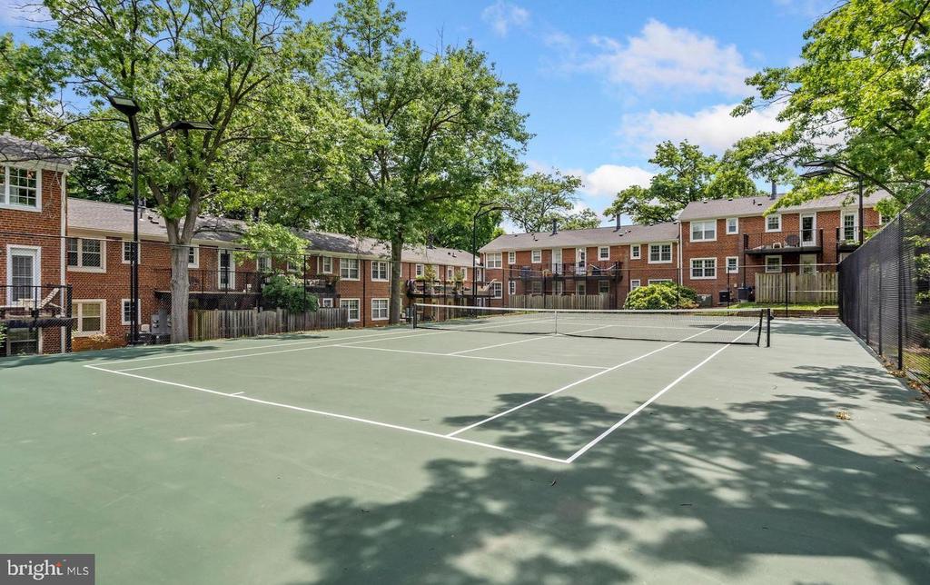 Residential in ARLINGTON 2