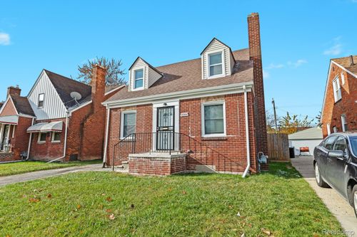 18935 Mansfield St, Detroit, MI, 48235-2935 | Card Image
