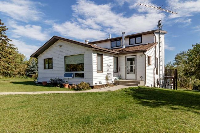 41255 Range Road 211, House other with 3 bedrooms, 2 bathrooms and 4 parking in Rural Camrose County AB | Image 11