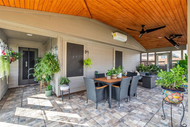 2422 Sheephorn Summit Trl, House other with 3 bedrooms, 2 bathrooms and 2 parking in Spring TX | Image 5