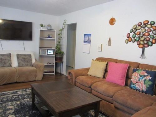 93 Deerfield Rd, Huntsville, TX, 77340-9702 | Card Image