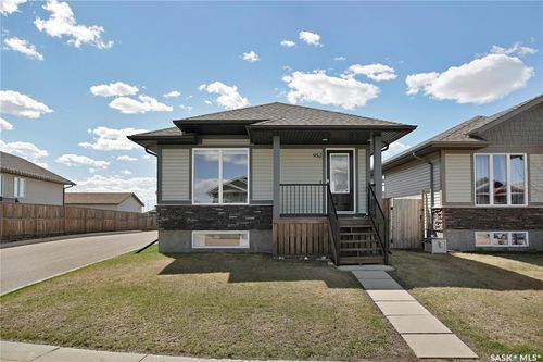 952 Glenview Cove, Martensville, SK, S0K0A2 | Card Image