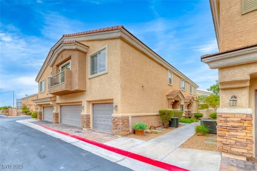 unit-2-90 Day Trade St, Henderson, NV, 89074-8851 | Card Image