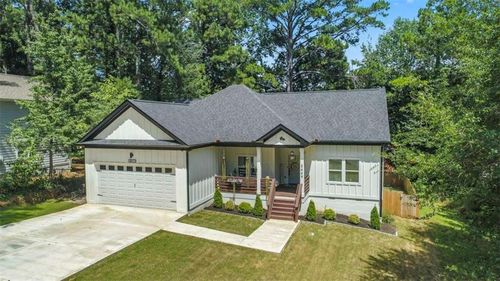 2449 Crestdale Cir Se, ATLANTA, GA, 30316-3940 | Card Image