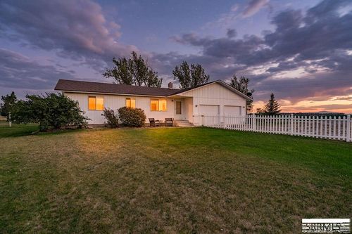 6266 W 81st S, Idaho Falls, ID, 83402-5747 | Card Image