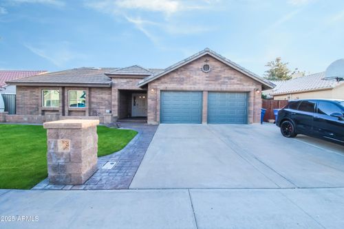 907 E San Remo Ave, Gilbert, AZ, 85234-3555 | Card Image