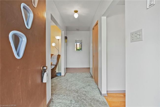 2022 Nelson St N, House other with 3 bedrooms, 1 bathrooms and 3 parking in Gorrie ON | Image 13