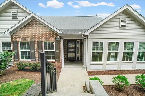 1102 Wealdstone Rd, Cranberry Twp, PA, 16066-8307 | Card Image