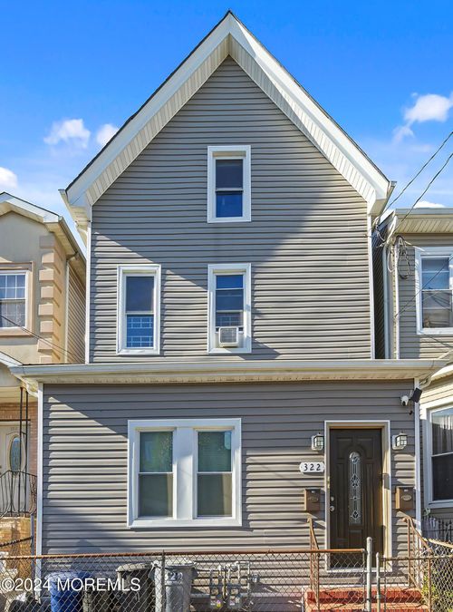 322 Franklin St, Elizabethport, NJ, 07206-1603 | Card Image