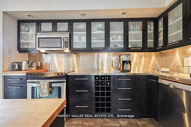 408 Ontario St, House other with 5 bedrooms, 5 bathrooms and 1 parking in Toronto ON | Image 9