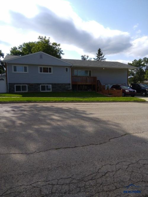 2501 Prairie Ave, Rapid City, SD, 57701-5517 | Card Image