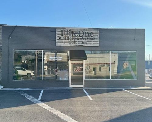 216 E Morris St, Dalton, GA, 30721-3303 | Card Image