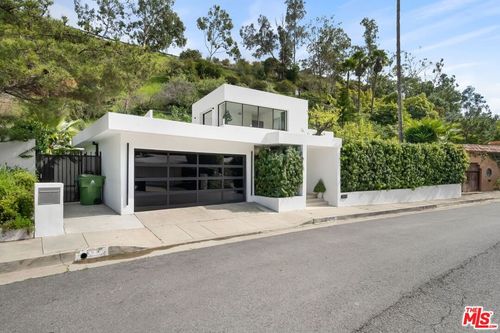 2048 N Beverly Dr, Beverly Hills, CA, 90210 | Card Image