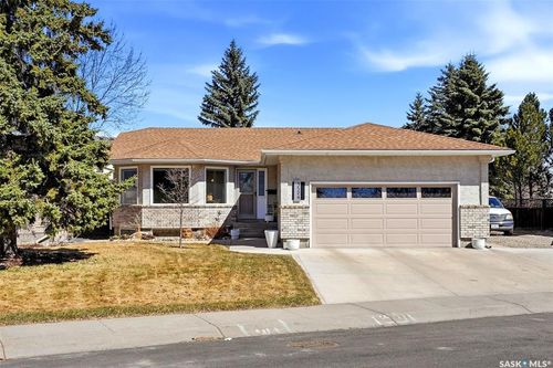 3524 Canterbury Pl E, Regina, SK, S4V2T4 | Card Image