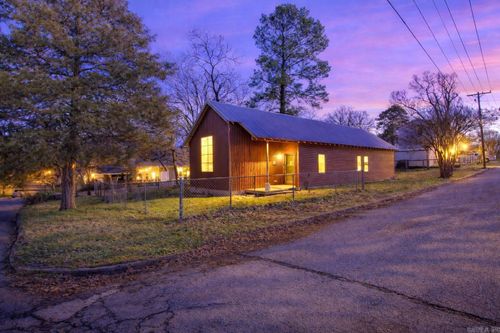 2721 W Capitol Avenue, Little Rock, AR, 72205 | Card Image