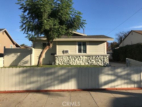1467 3rd St, La Verne, CA, 91750 | Card Image