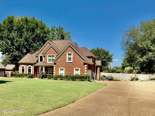 8576 Saddlecreek Dr, Olive Branch, MS, 38654-5862 | Card Image