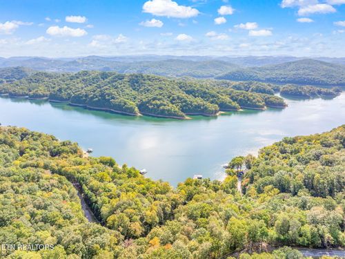335 Lakeview Dr, Sharps Chapel, TN, 37866-1711 | Card Image